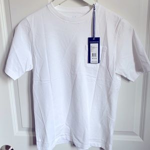 NWT Vineyard Vines Whale Pocket Tee - Medium